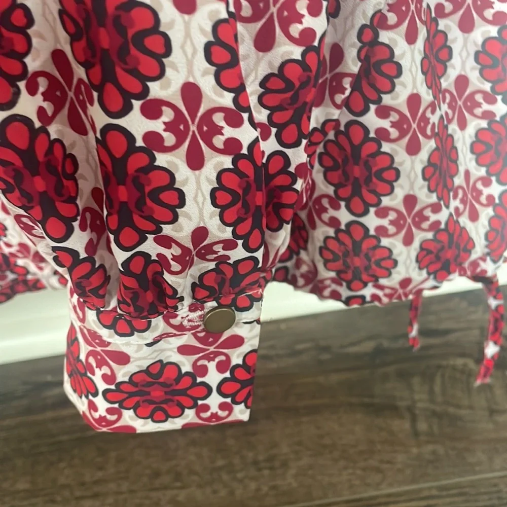 Loft red and navy blouse Medium petite - Picture 5 of 7